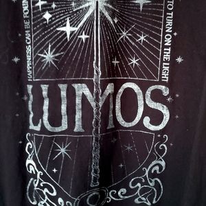 LUMOS! NWOT Harry Potter Lumos Tee Shirt Size L